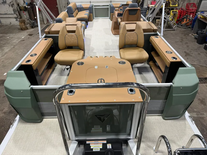 Slide: The Image of Tahoe GEOfish 2385 Rear Fish Tritoon & Honda 4-Stroke EFI 2026 - 5