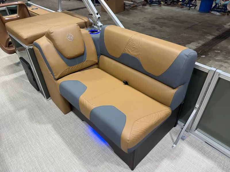 Slide: The Image of Tahoe GEOfish 2385 Rear Fish Tritoon & Honda 4-Stroke EFI 2026 - 9