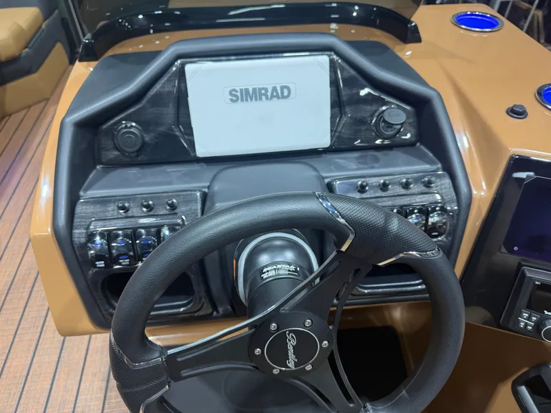 Slide: The Image of Bentley Pontoons Elite 223 Admiral Quad Lounge Tritoon 2026 - 14