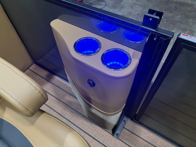 Slide: The Image of Bentley Pontoons Elite 223 Admiral Quad Lounge Tritoon 2026 - 24