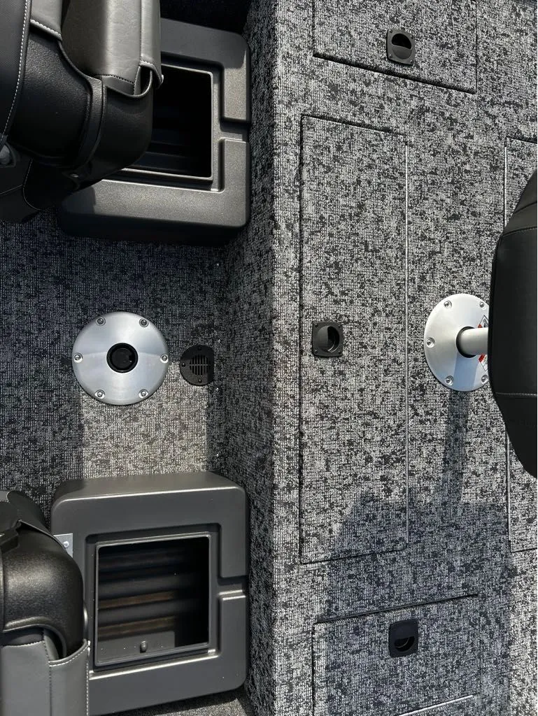 Slide: The Image of Tracker Pro Team 175 Crappie Edition 2026 - 13