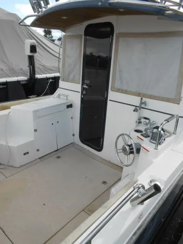 Slide: The Image of 2013 Cutwater C-28 - Image 15 - 15