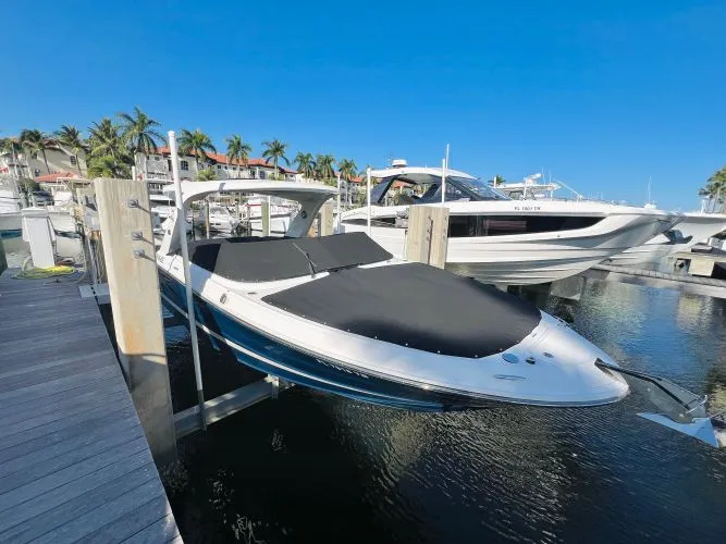 Slide: The Image of 2022 Sea Ray 310 Slx - Image 24 - 24