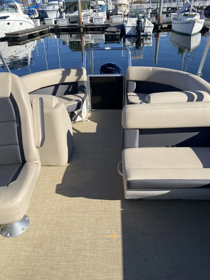 Slide: The Image of Harris HCX23 2024 - 3