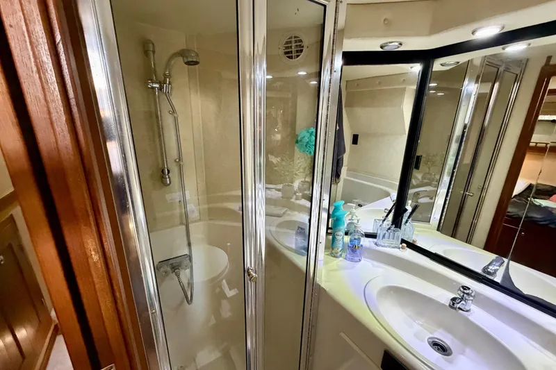 Slide: The Image of Bathroom interior of 1995 Bayliner 4788 Pilot House Motoryacht with shower and sink. - 41