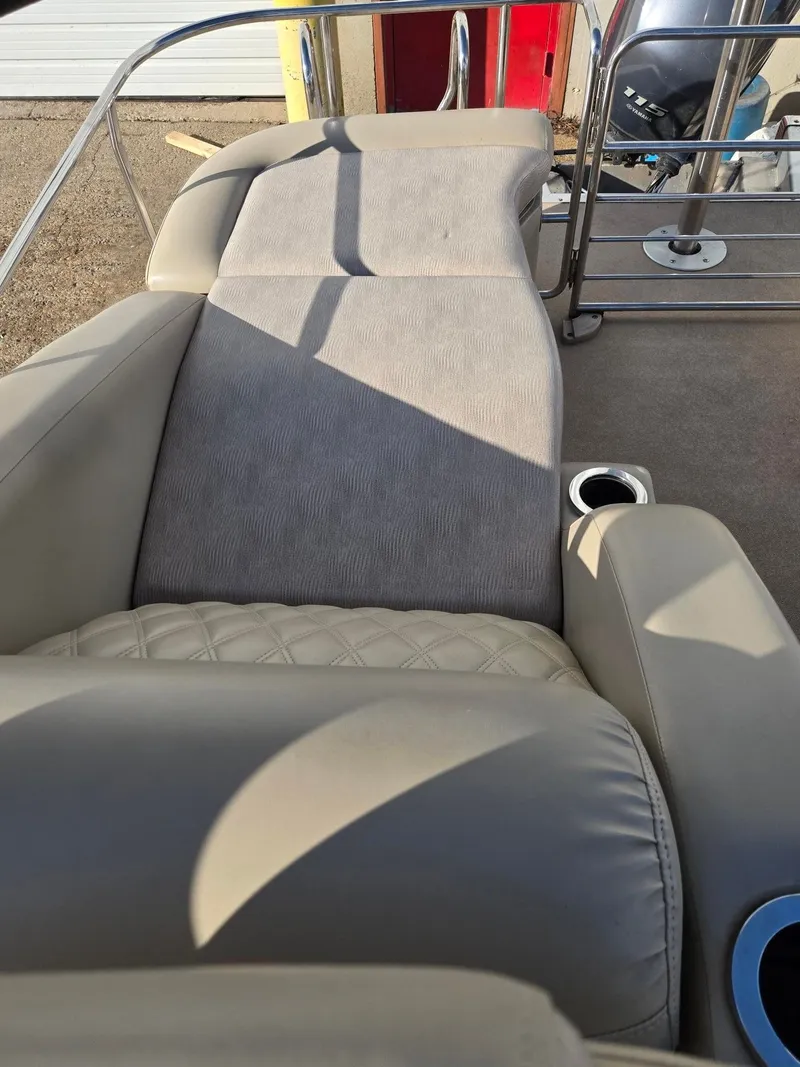 Slide: The Image of Bennington R22 2013 - 25