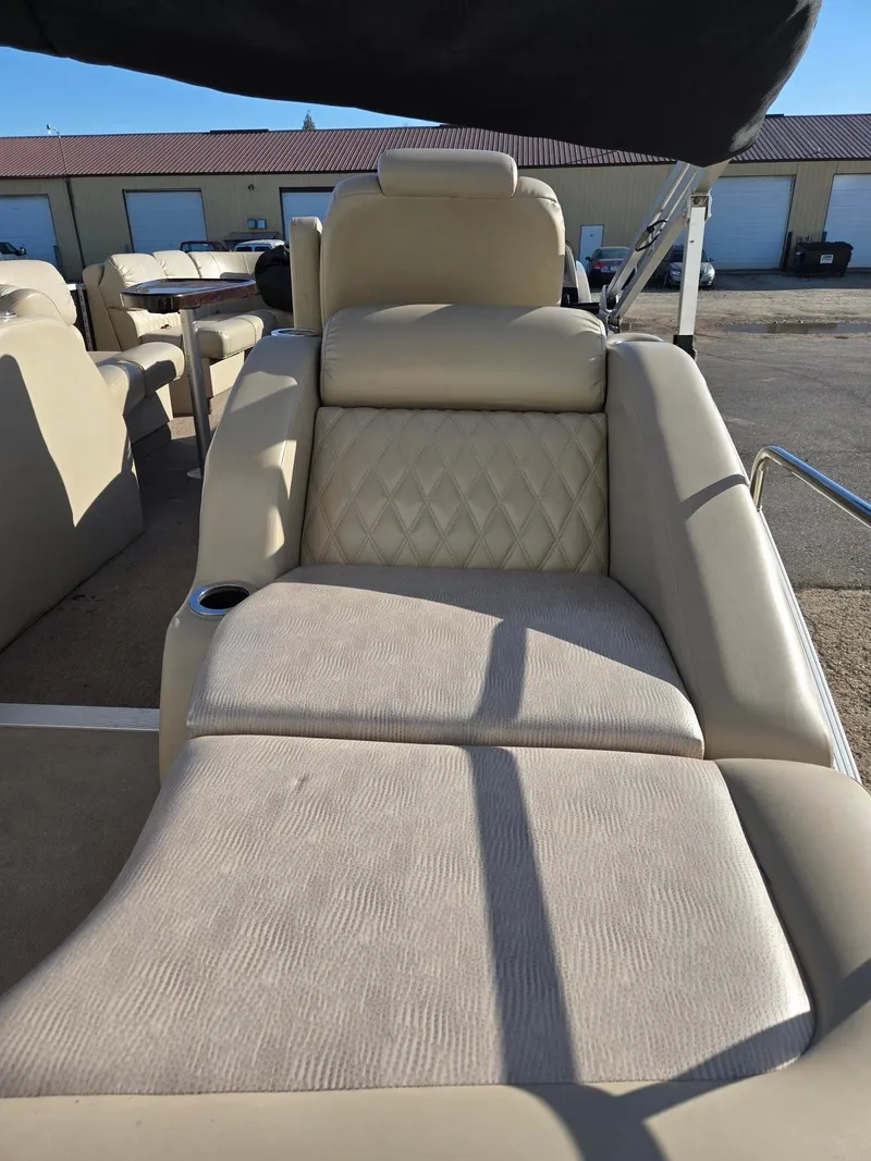 Slide: The Image of Bennington R22 2013 - 8