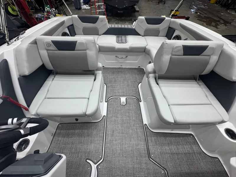 Slide: The Image of Hurricane SD2050-OB 2026 - 15