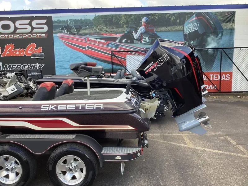 Slide: The Image of Skeeter ZX200 2013 - 13