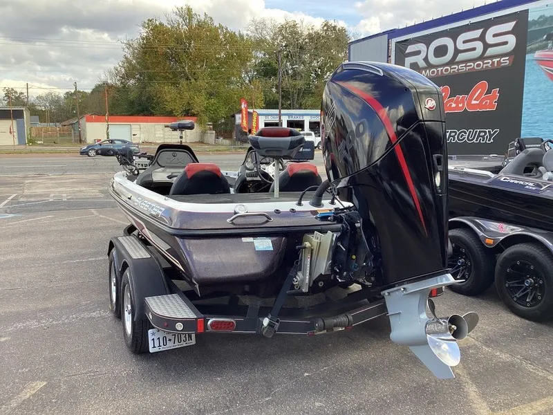 Slide: The Image of Skeeter ZX200 2013 - 14