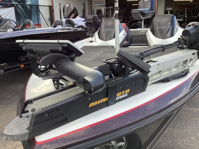 Slide: The Image of Skeeter ZX200 2013 - 28