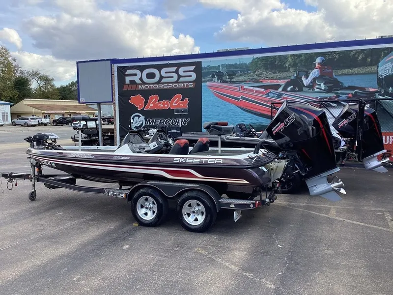 Slide: The Image of Skeeter ZX200 2013 - 3