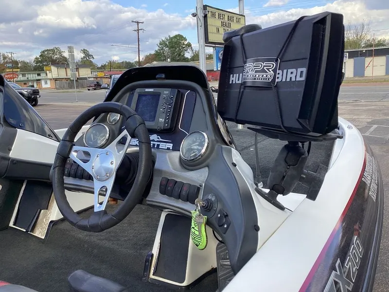 Slide: The Image of Skeeter ZX200 2013 - 41