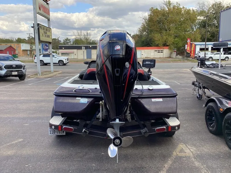 Slide: The Image of Skeeter ZX200 2013 - 5