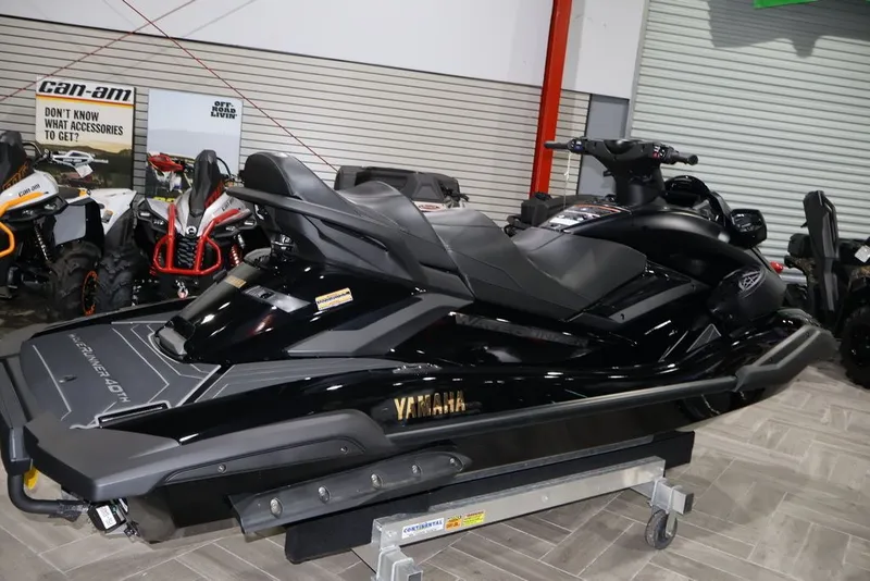 Slide: The Image of Yamaha FX® Limited SVHO® 2026 - 5