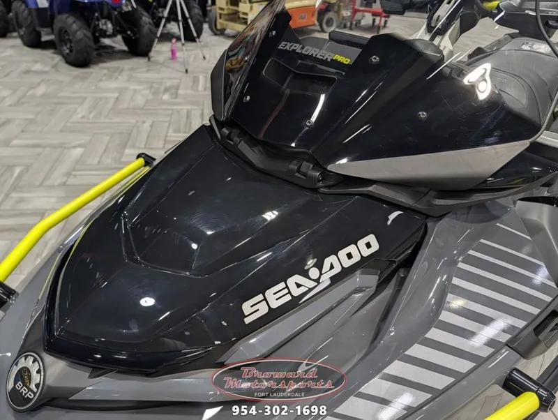 Slide: The Image of Sea-Doo Explorer Pro 230 2026 - 14