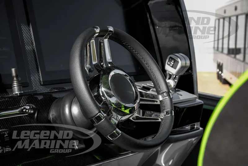 Slide: The Image of Nor-Tech 390 Sport 2026 - 14