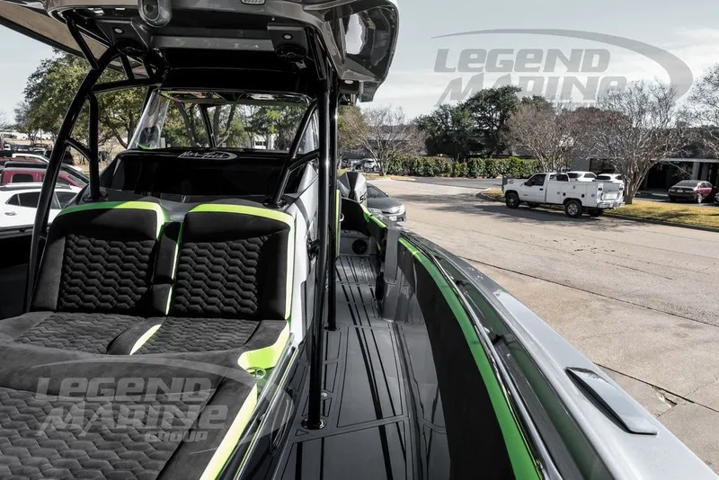 Slide: The Image of Nor-Tech 390 Sport 2026 - 40