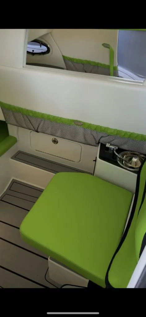 Slide: The Image of Nor-Tech 390 Sport 2026 - 6