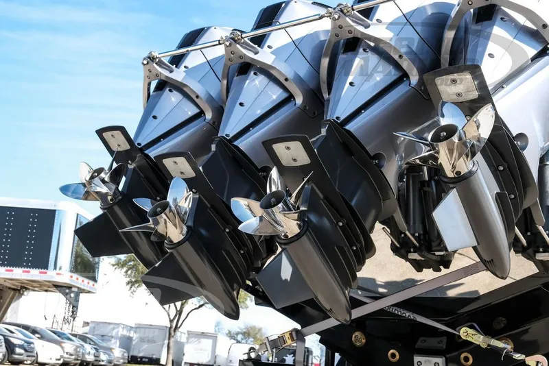 Slide: The Image of Nor-Tech 390 Sport 2026 - 83