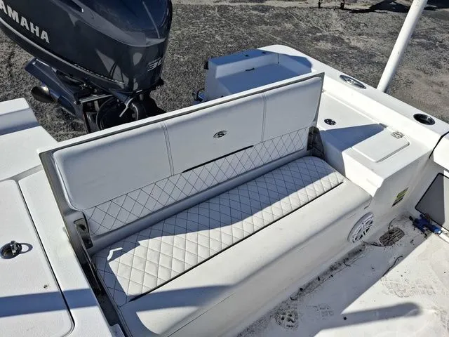 Slide: The Image of Sportsman Masters 247 Bay Boat 2021 - 17