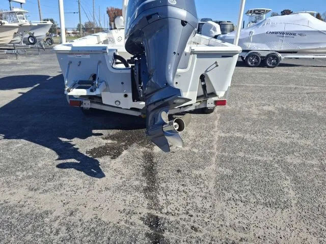 Slide: The Image of Sportsman Masters 247 Bay Boat 2021 - 4