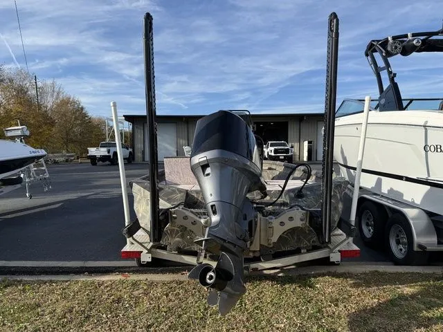 Slide: The Image of Excel 220 2016 - 12