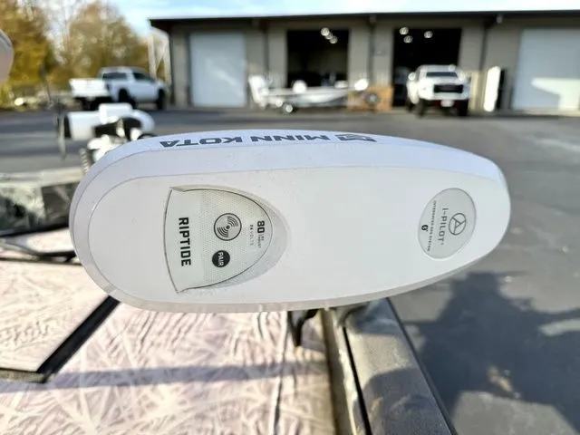 Slide: The Image of Excel 220 2016 - 9