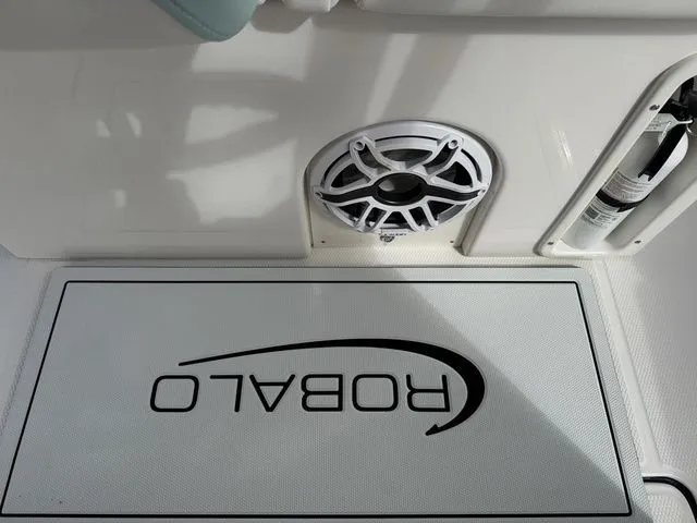 Slide: The Image of Robalo R270 Center Console 2025 - 26