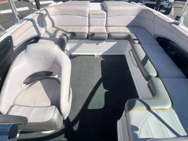 Slide: The Image of MasterCraft X30 2006 - 17