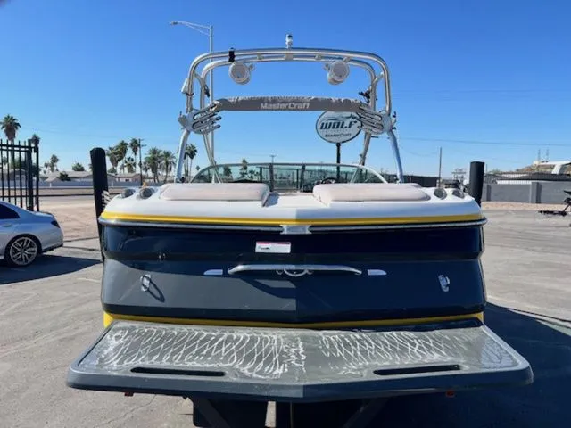 Slide: The Image of MasterCraft X30 2006 - 7