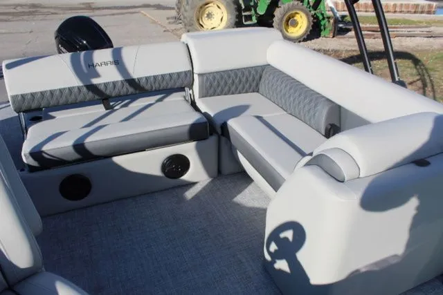 Slide: The Image of Harris CRUISER 230 SL 2026 - 12