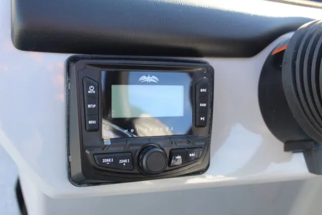 Slide: The Image of Harris CRUISER 230 SL 2026 - 18