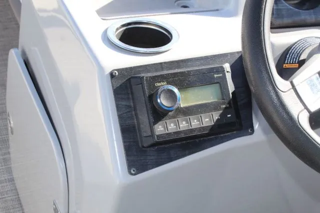 Slide: The Image of Harris Cruiser 230 CS 2022 - 15