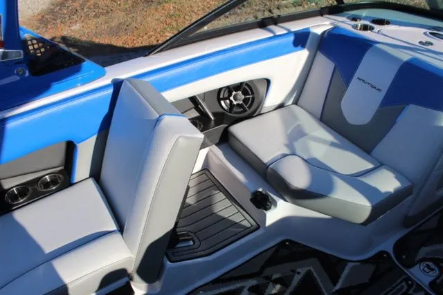 Slide: The Image of Nautique Super Air Nautique 210 2012 - 16