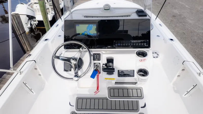 Slide: The Image of Tidewater 2110 Bay Max 2026 - 10