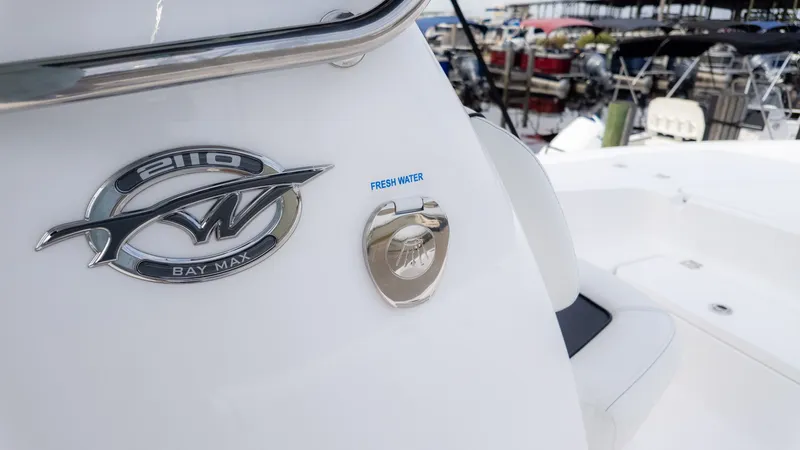 Slide: The Image of Tidewater 2110 Bay Max 2026 - 12