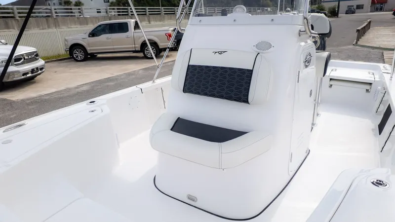 Slide: The Image of Tidewater 2110 Bay Max 2026 - 17