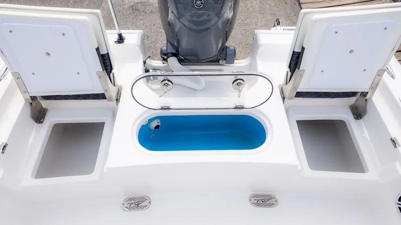 Slide: The Image of Tidewater 2110 Bay Max 2026 - 7