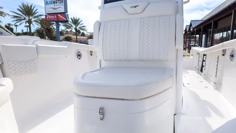 Slide: The Image of Tidewater 272 CC Adventure 2026 - 21