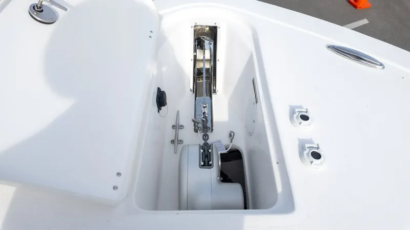 Slide: The Image of Tidewater 272 CC Adventure 2026 - 28