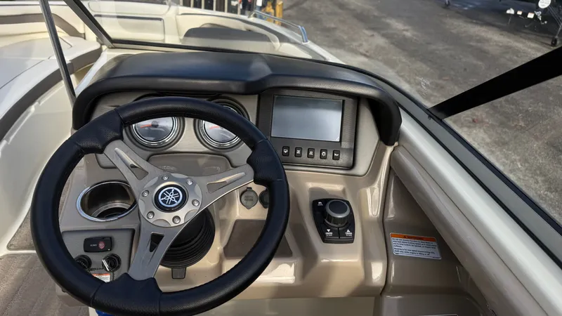 Slide: The Image of Yamaha AR242 Limited 2015 - 13