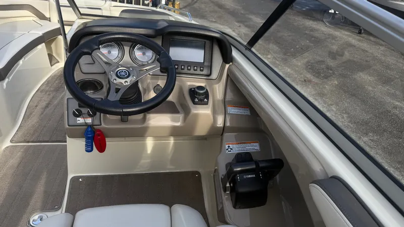 Slide: The Image of Yamaha AR242 Limited 2015 - 14