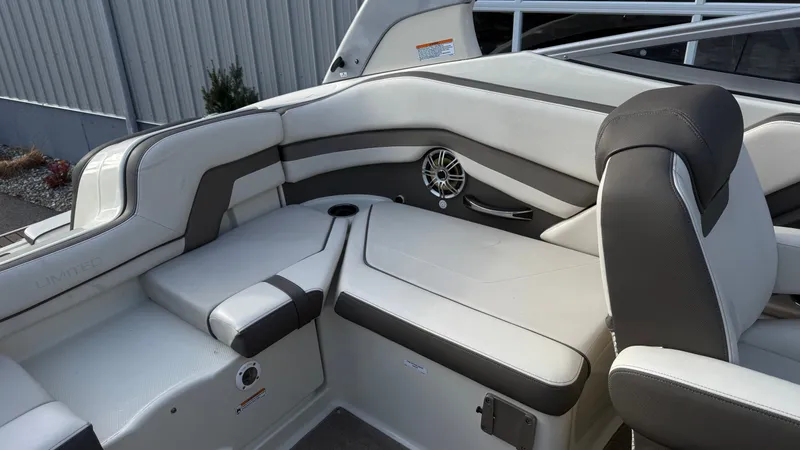 Slide: The Image of Yamaha AR242 Limited 2015 - 21