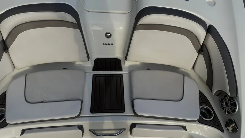 Slide: The Image of Yamaha AR242 Limited 2015 - 23