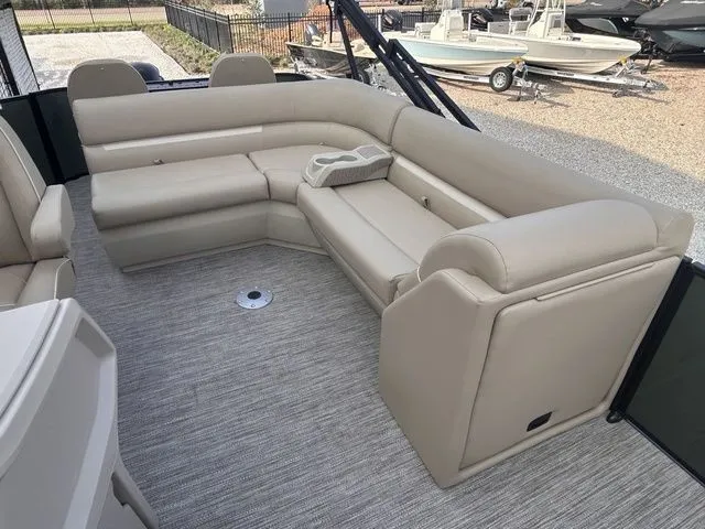 Slide: The Image of Xperience Xperience 2286 FX 2026 - 16