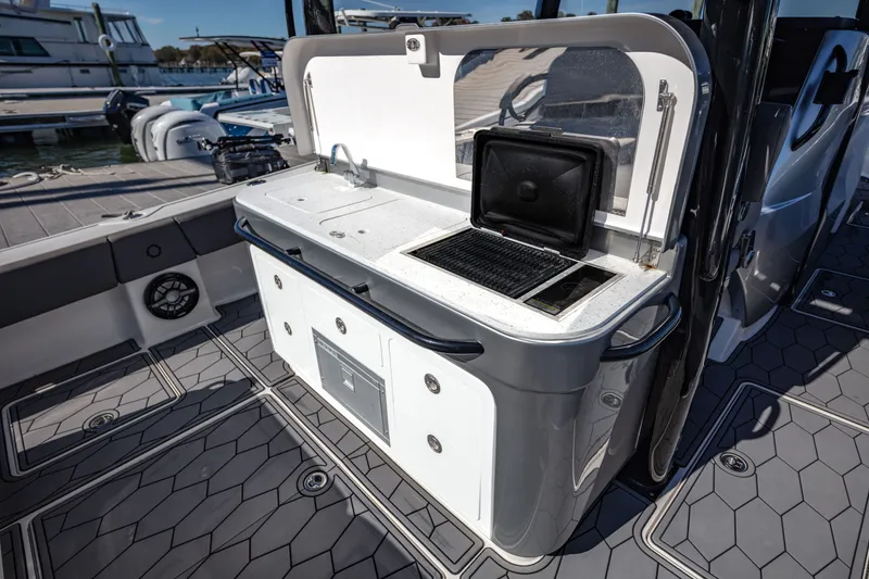 Slide: The Image of 2022 Fountain 43 NX Legasea Marine - 12