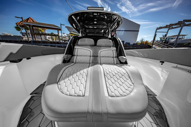 Slide: The Image of 2022 Fountain 43 NX Legasea Marine - 17