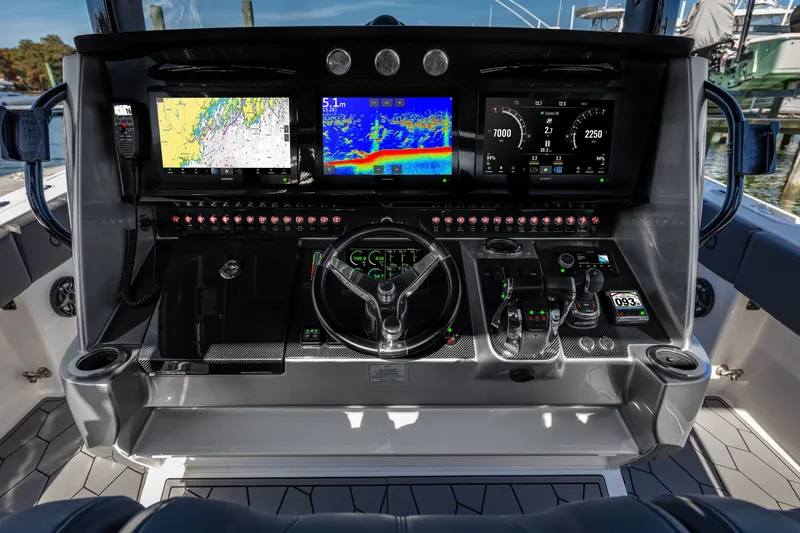 Slide: The Image of 2022 Fountain 43 NX Legasea Marine - 8