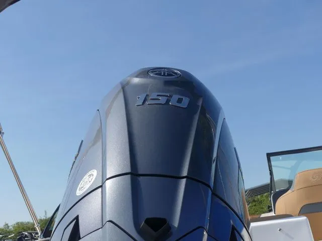 Slide: The Image of Hurricane SunDeck 187 OB 2026 - 10